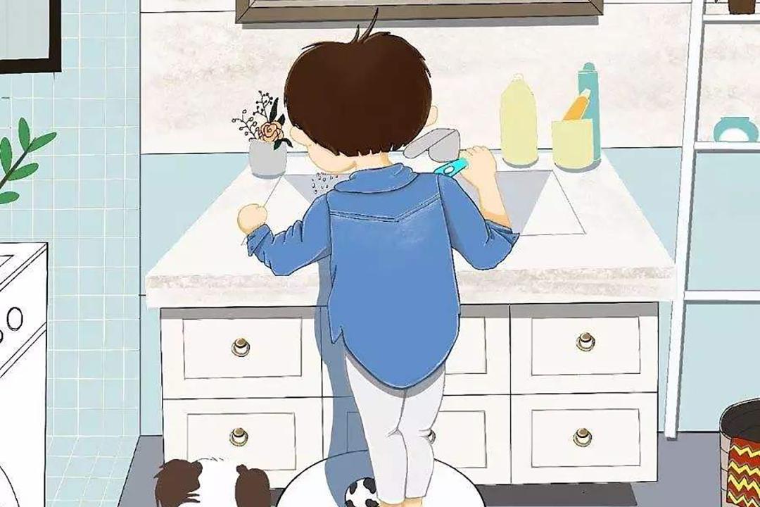 妈妈让儿子帮忙洗香菇，儿子顺便做个“抛光”，妈妈看后哭笑不得