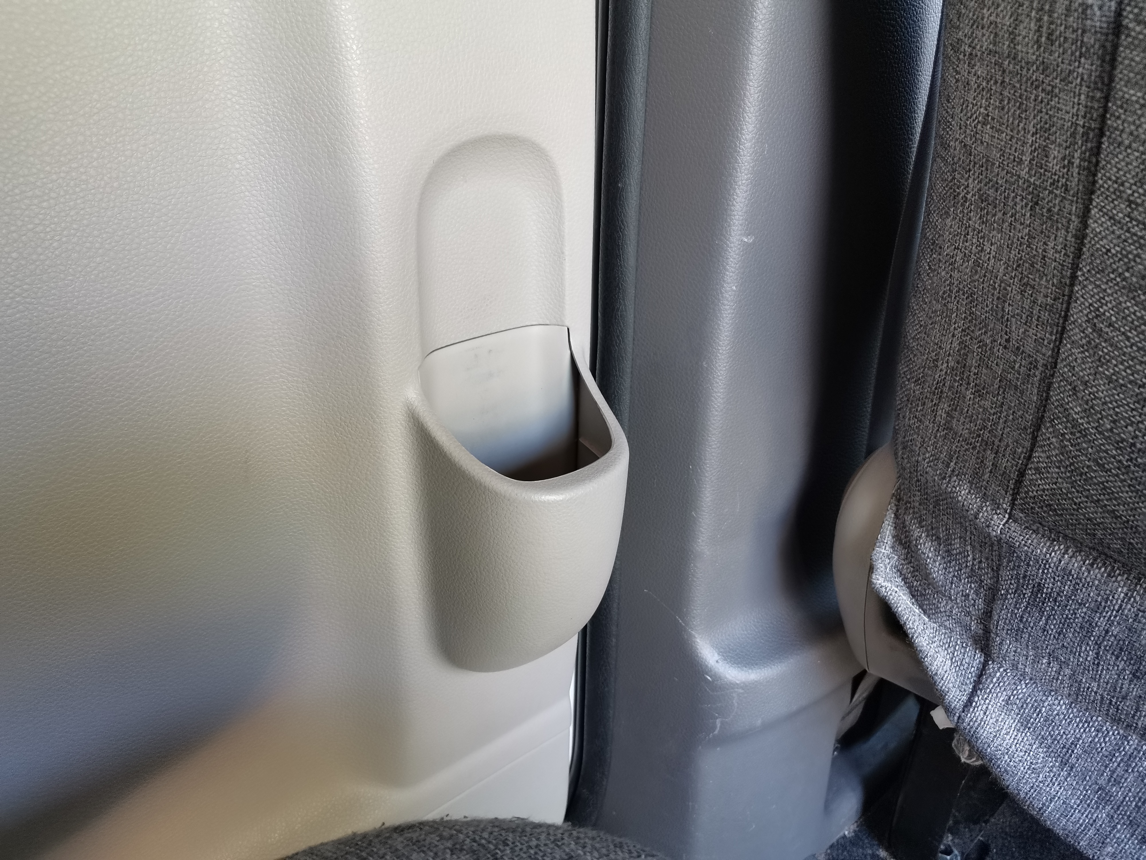 拉人载货两用车推荐,拉人拉货两用小车