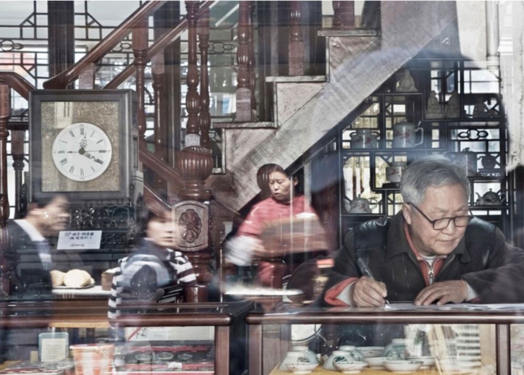 爸爸意外去世后，我用一支笔，救回有自毁倾向的妈妈