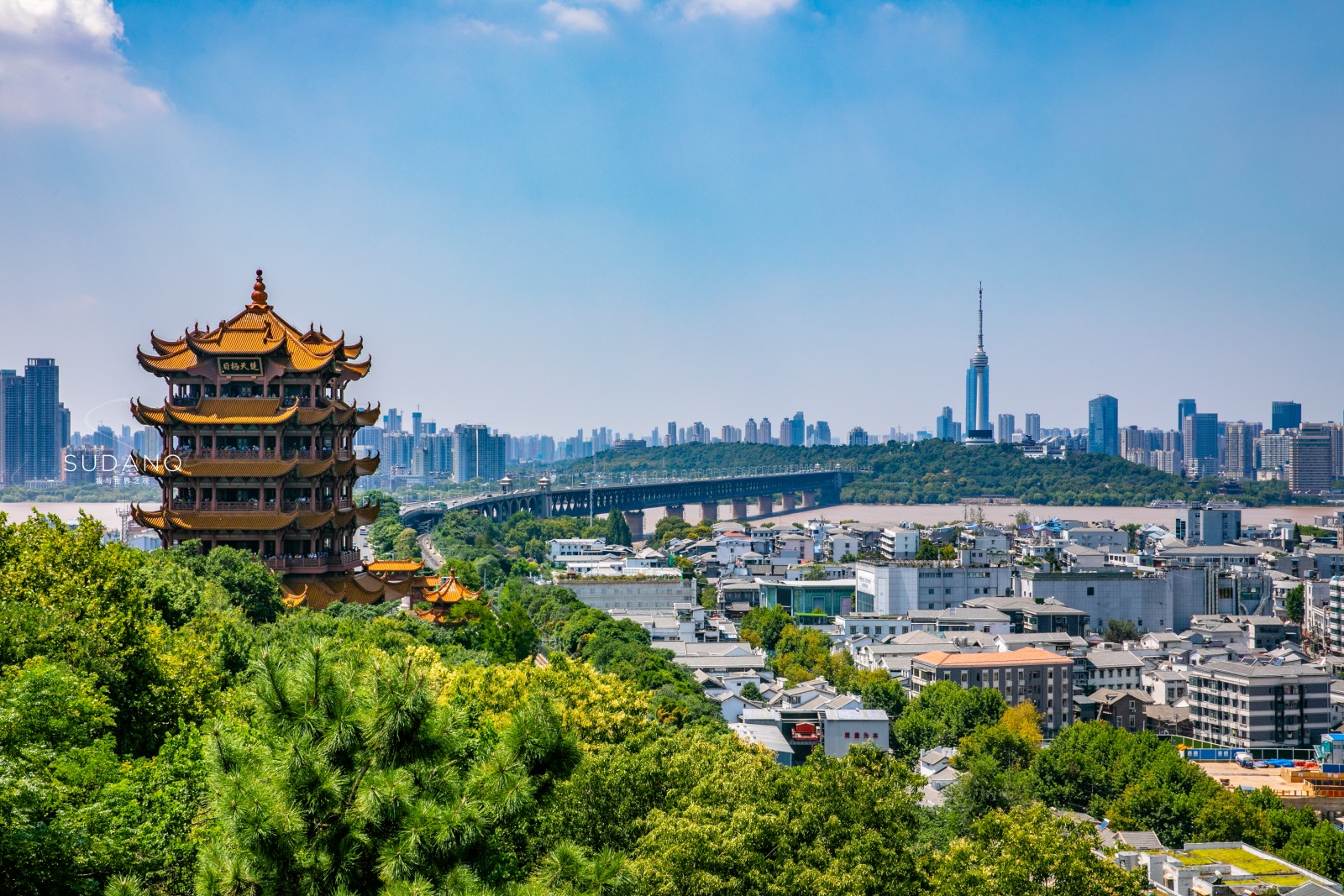 武汉三镇的历史由来,武汉历史名城介绍