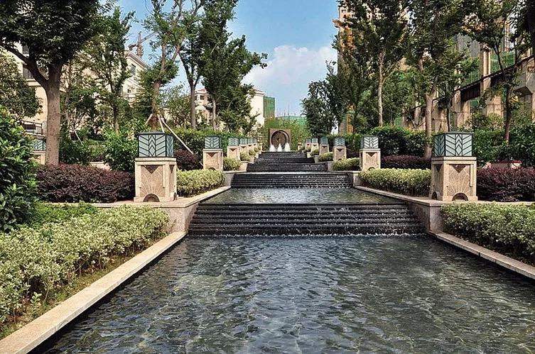 武汉富人区有钱人,武汉顶级富人区