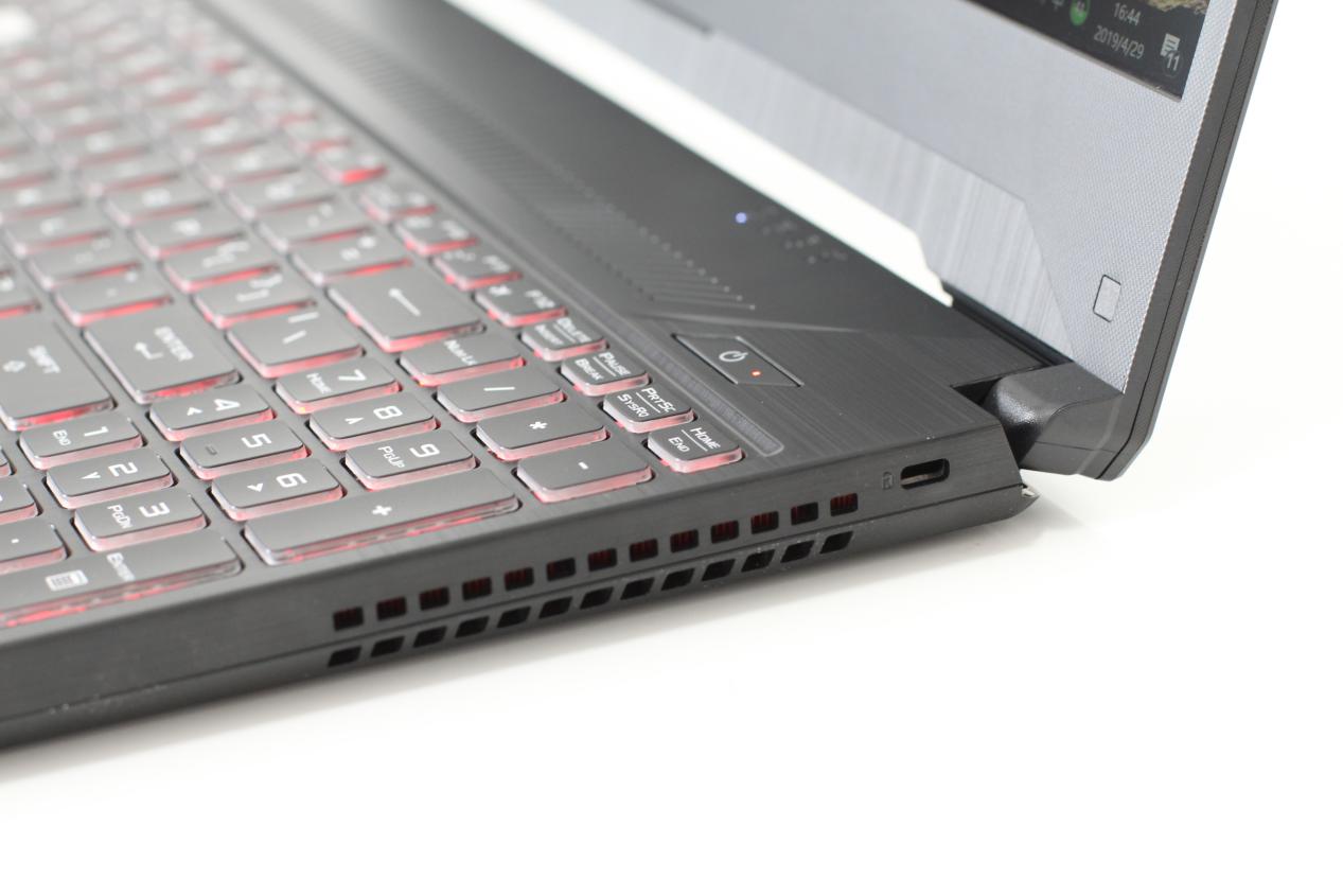 华硕tuf1660ti,华硕飞行堡垒7标压锐龙gtx1650