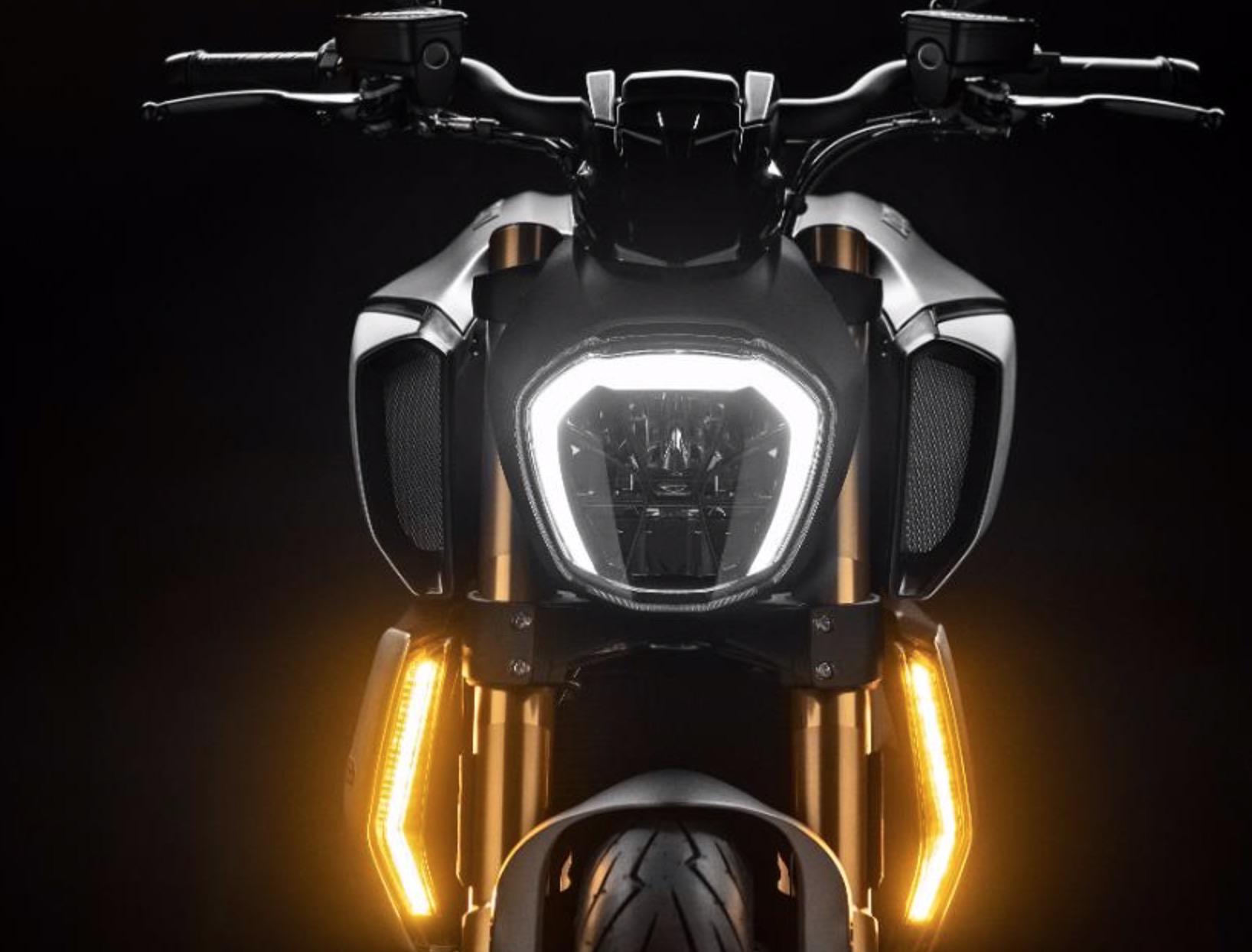 杜卡迪大魔鬼xdiavel版是自动挡吗,杜卡迪全新巡航版大魔鬼xdiavel