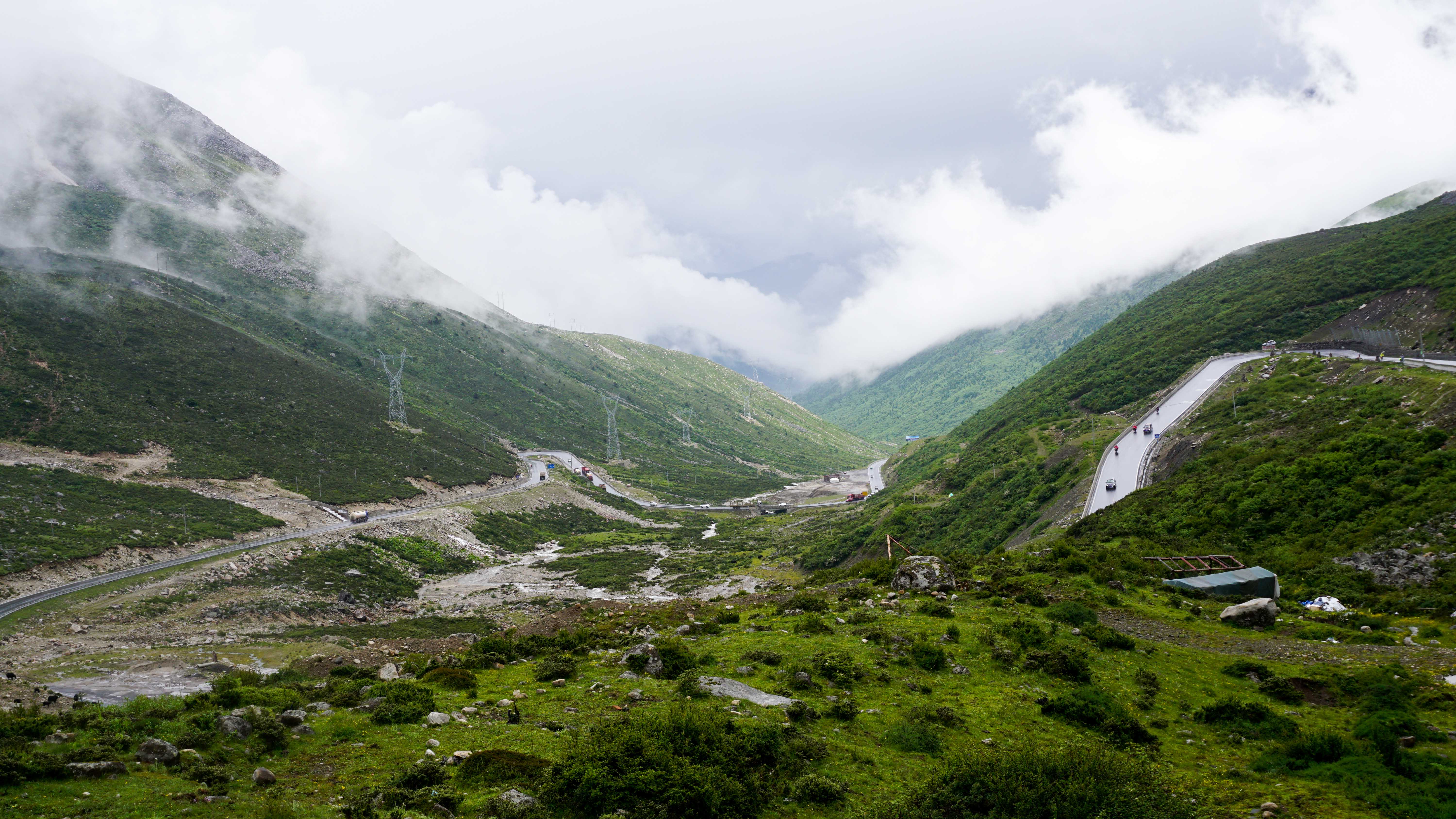 骑摩托车去西藏的旅游视频,摩旅318川藏线摩托车全程视频