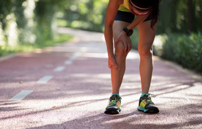 跑步后如何拉伸小腿肌肉,跑步后防止小腿变粗拉伸动作视频