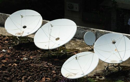 卫星锅在农村现在还可以使用吗,曾经风靡全国的卫星锅为何不用了