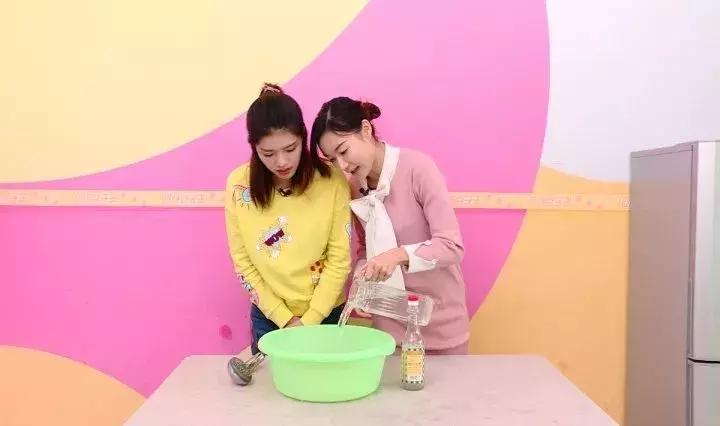 不用清理水垢的花洒,如何打开花洒去除花洒水垢