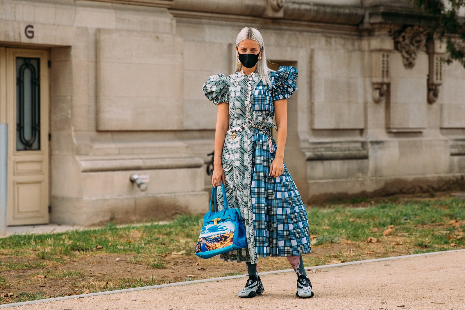 2023春夏巴黎时装周街拍特辑,2021巴黎高定时装周街拍