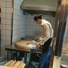 我只吃小面！打卡了这家手工粉后我真香了