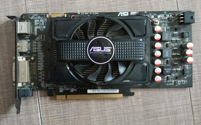 10年前的显卡值钱么,现在1000左右性价比高的游戏显卡