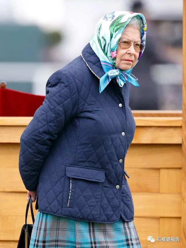 降温又要买新衣服,降温了快来种草羽绒服