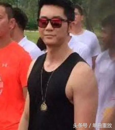 明星会不会戴泰国的佛牌,明星佩戴佛牌图片