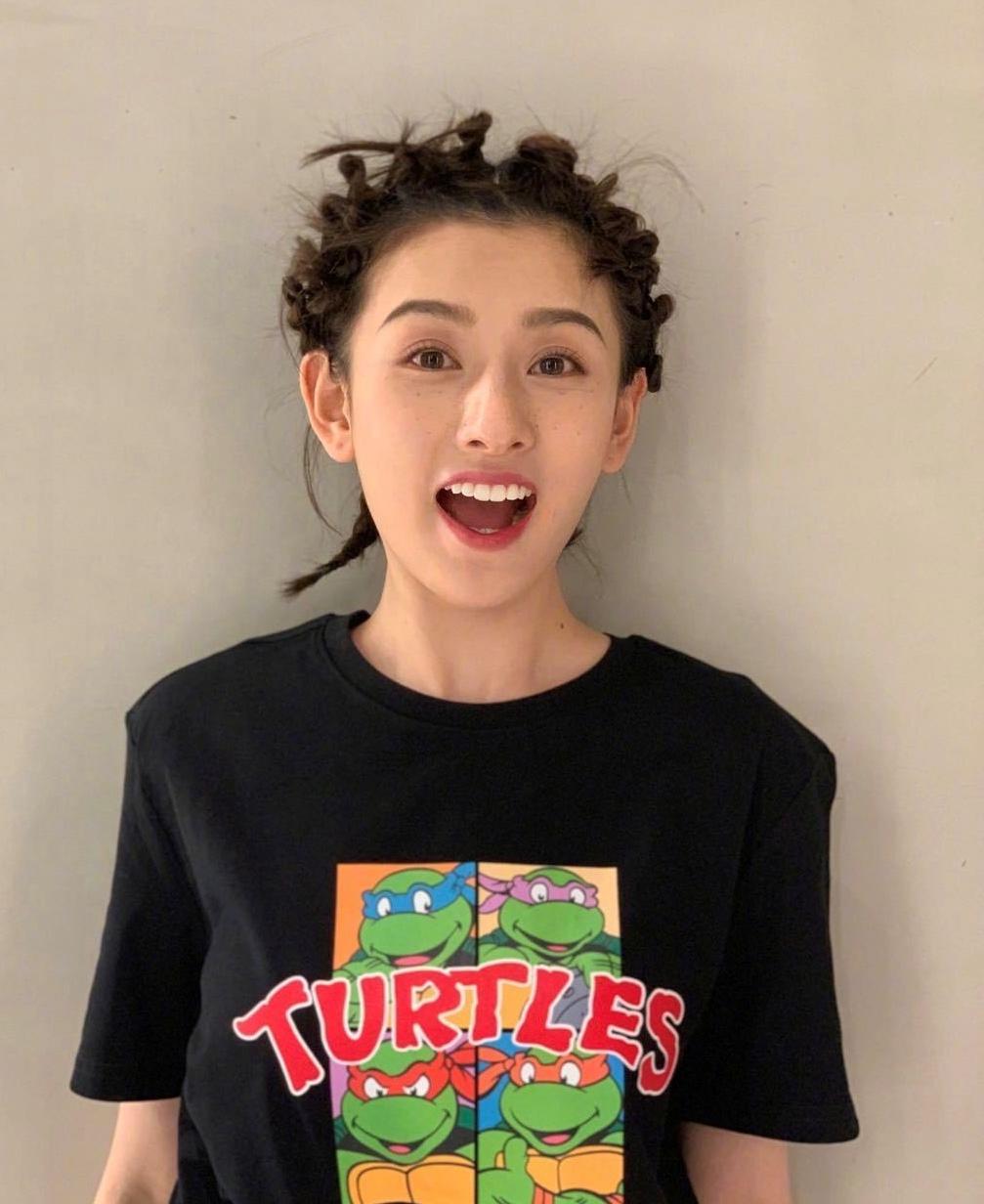 宋祖儿逐风飞翔里面的编发,宋祖儿同款蜈蚣辫编发教程短发