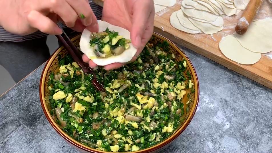 三鲜水饺怎么好包不散视频,三鲜饺子怎样做到汁多皮薄