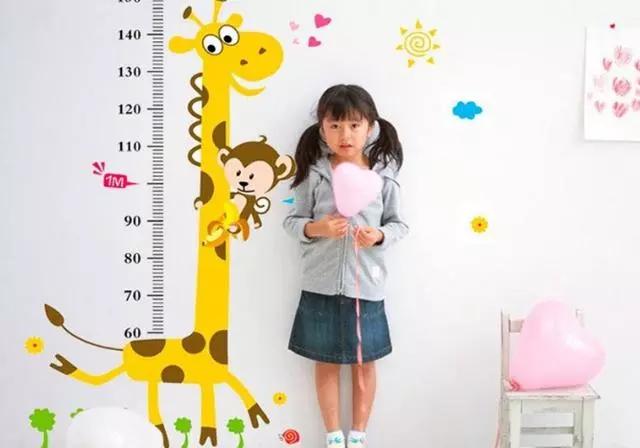 男子因女儿身高过高怀疑亲子鉴定,儿子长得像亲子鉴定结果不是亲生