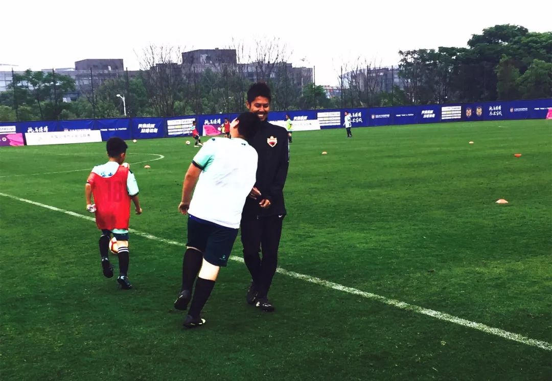 日本青训有多厉害,青训教练乐山孝志