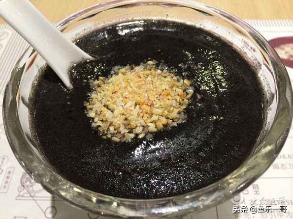 钓鱼小药与饵料配方大全,钓鱼必备饵料配方小药