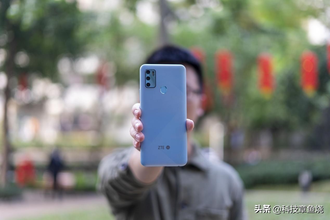 中兴新款时光机系列价格,中兴智能老年机怎么样