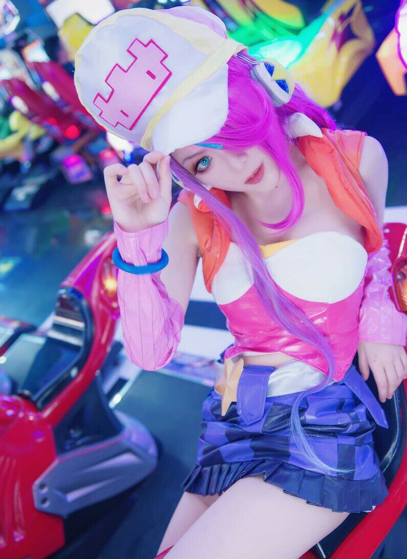 英雄联盟女英雄日常服装cos,lol手游电玩女神厄运小姐手感