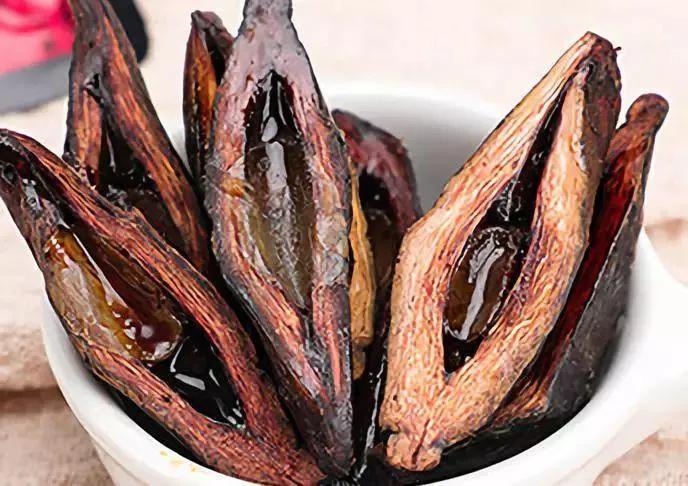 桂子油槟榔和青果槟榔哪种危害大,槟榔吃多了会对身体带来什么危害