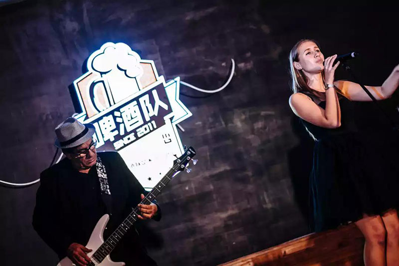 青岛金沙滩啤酒城有哪些好玩的,青岛金沙滩啤酒城简介