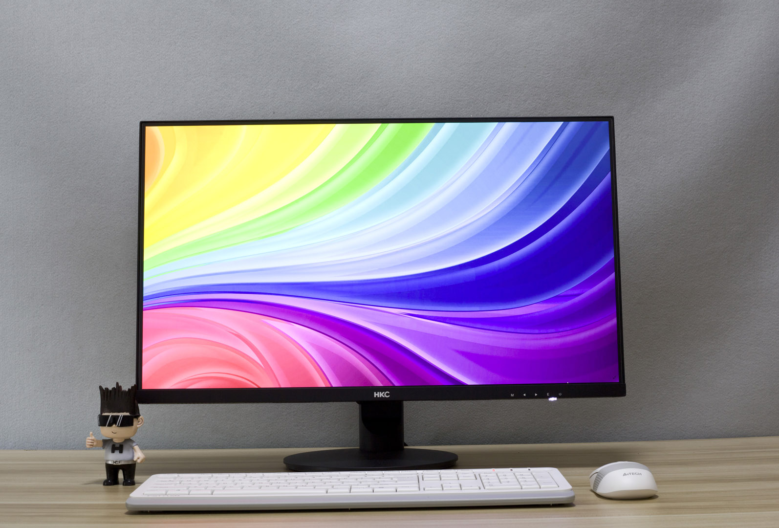 ips技术和ips面板哪个更好,ips面板和tn面板有什么区别