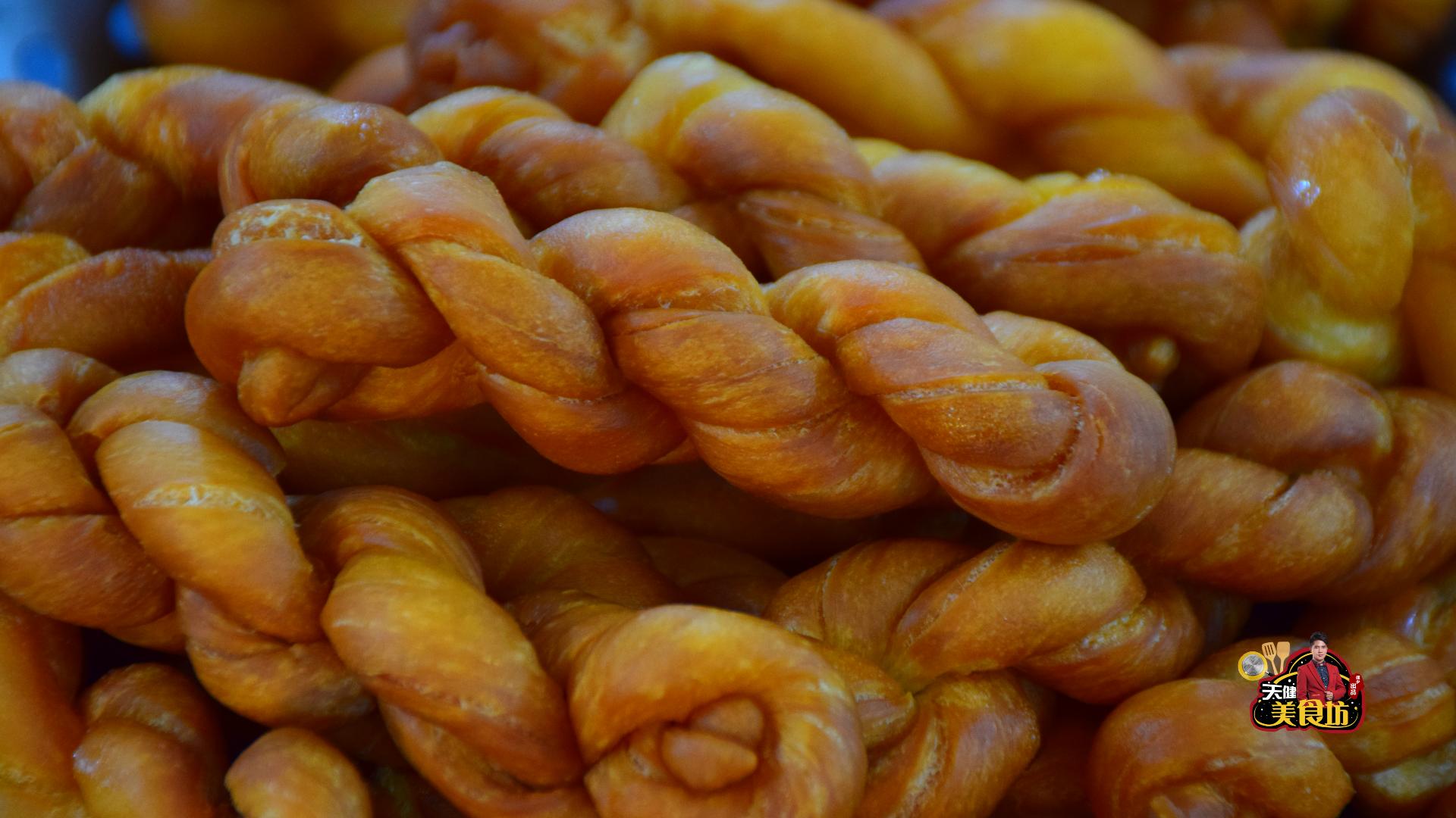 麻花怎么做好吃又酥脆视频,麻花怎么做好吃又简单酥脆