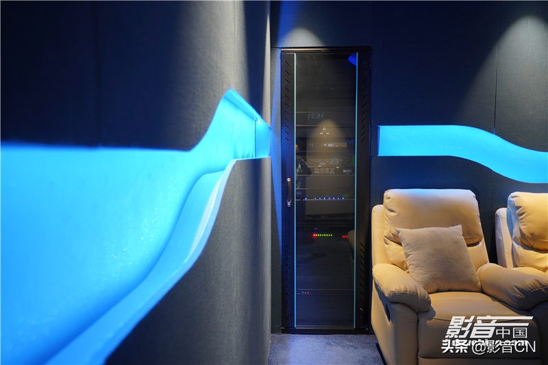 上海丰庭影音EarthquakeSound（大地震）影院：经典科技风