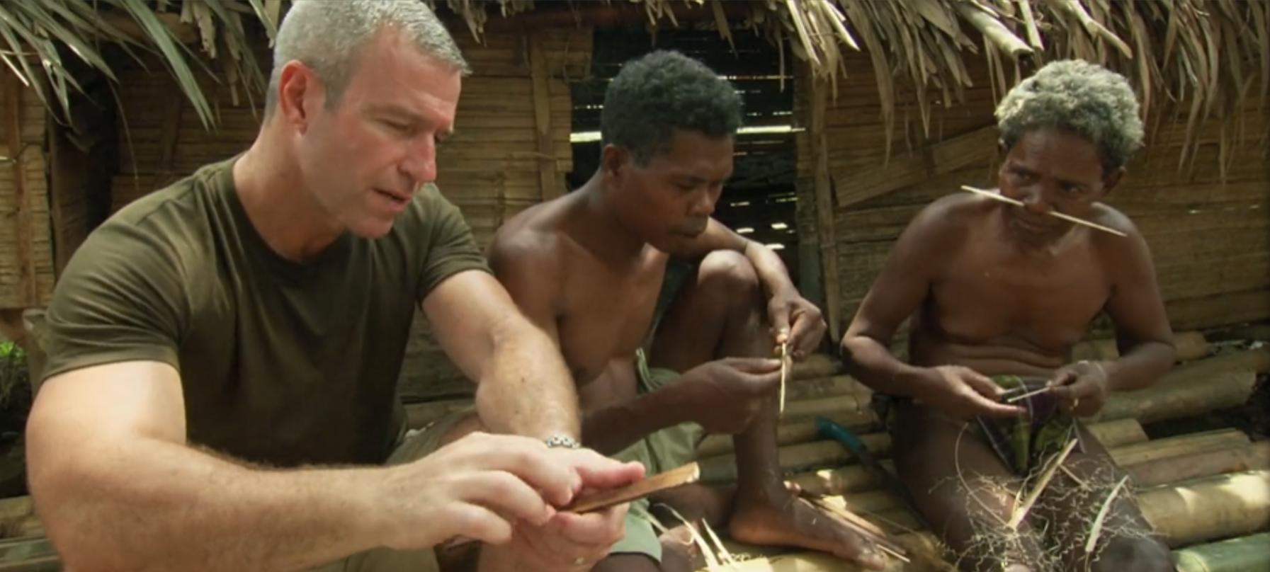 黄喉捕猎猴子全过程,野外捕杀猴子纪录片