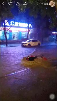 快手抖音上的扶风，充满了陕西县城的狂野