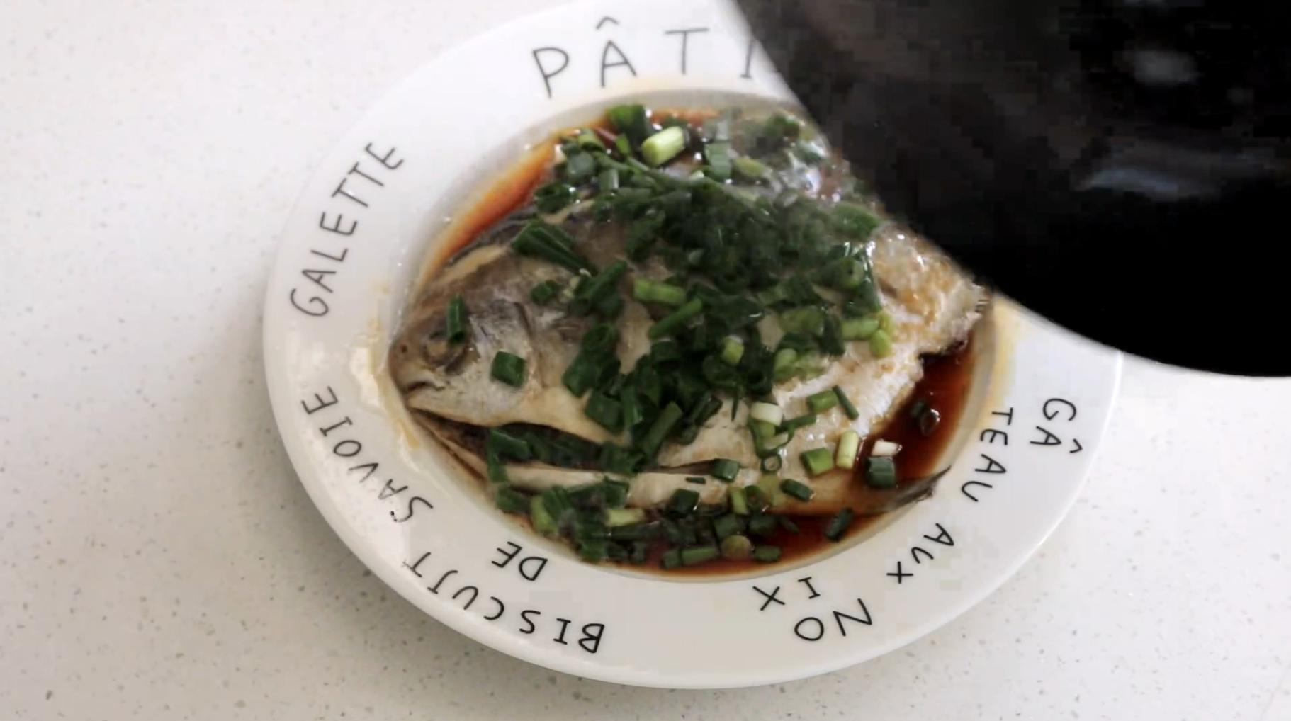 蒸鱼怎么做不腥又嫩,蒸鱼怎么做才嫩又滑