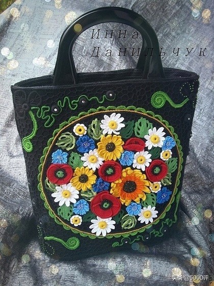 爱尔兰钩花拼出来的包包时尚大气