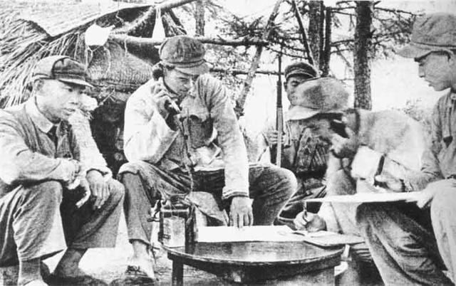 入朝在即，毛*东泽**却临阵换将：换掉13兵团主将！2年后才知真高明