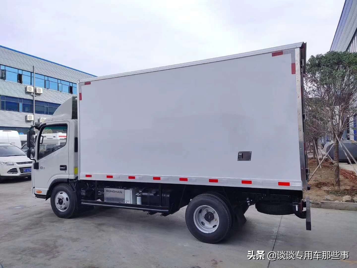 江淮国六帅铃e排半冷藏车,江淮混动轻卡冷藏车