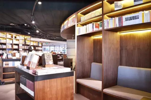 郑州12家高逼格书店,郑州适合带孩子去的书店