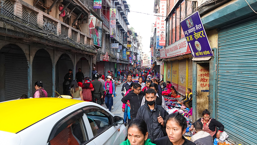 尼泊尔十堰,尼泊尔为什么这么穷