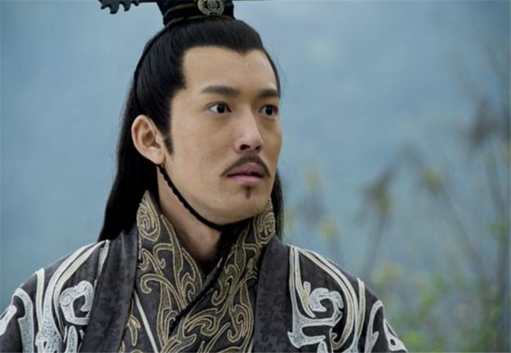 徐晃张辽打不过文丑关羽一刀,张辽徐晃和文丑关羽交战