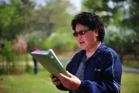 唱歌练声音的正确方法,唱歌每天怎样练哼鸣