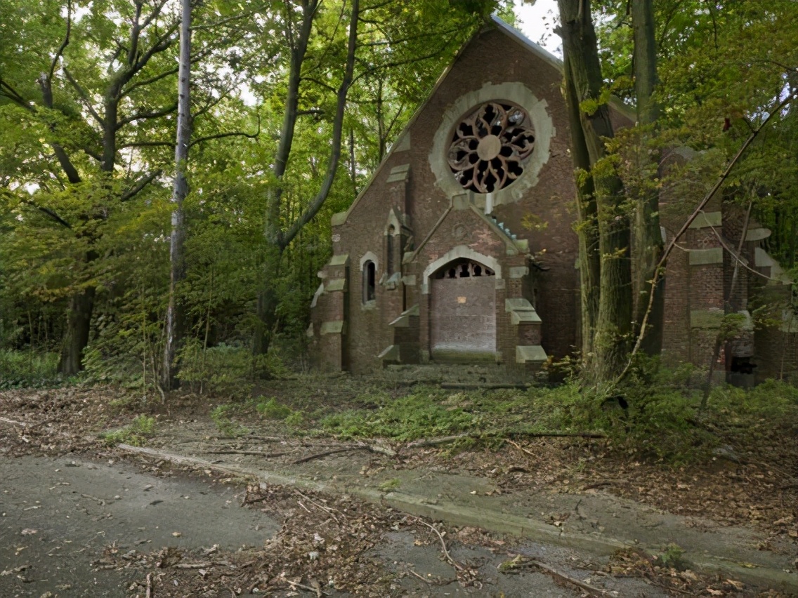 尸体堆积!纽约650名新冠死者无法入土,躺卡车8个月到腐烂