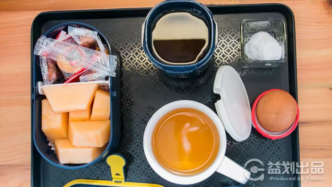 在青岛这家连锁养生馆做了个“大保健”后，我居然吃撑了