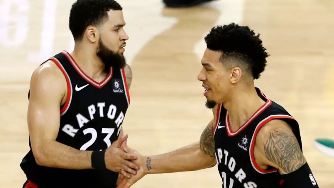 快船127-107大胜猛龙莱昂纳德,强文推荐完整版