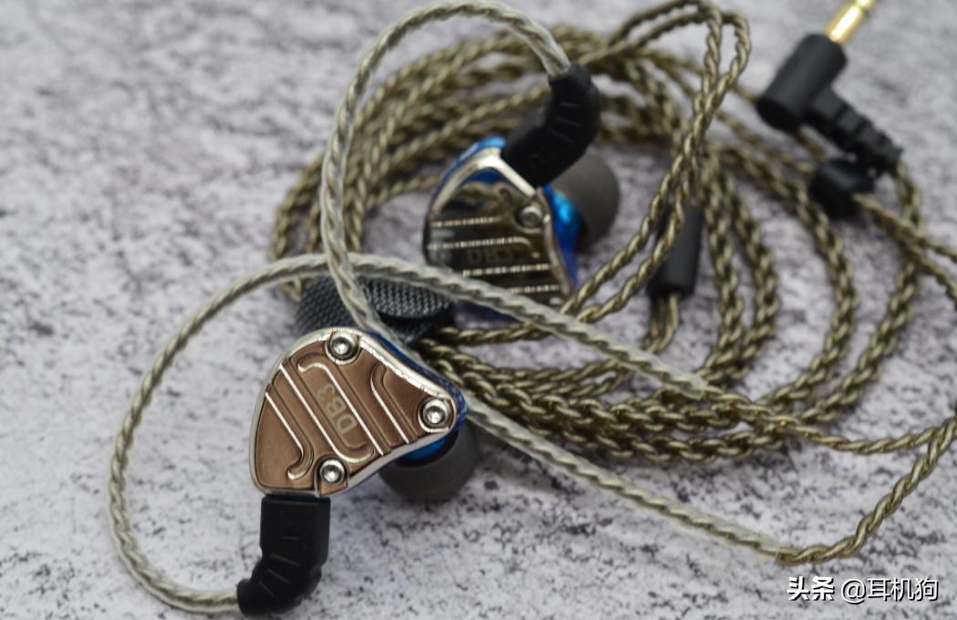 魁宝云雀耳机和原道db3耳机对比,兴戈ew100与原道db3哪个好