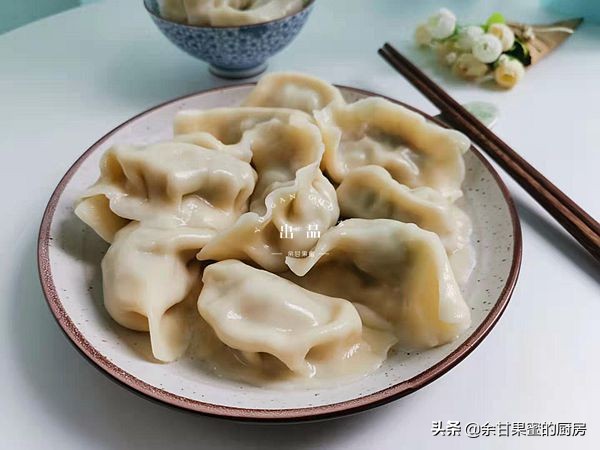 豆角饺子馅炒一下放什么调料好吃,豆角胡萝卜鸡蛋饺子馅怎么做好吃