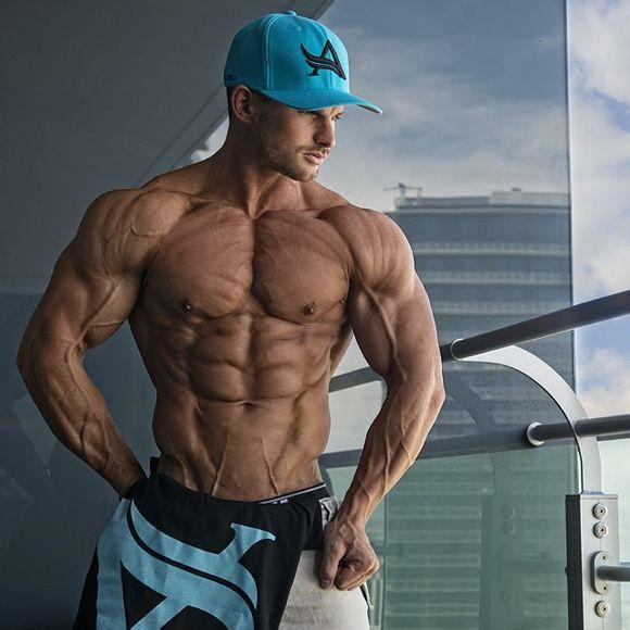 判断肥胖的简易方法是计算bmi指数,肥胖不能只看体重而是要看bmi标准