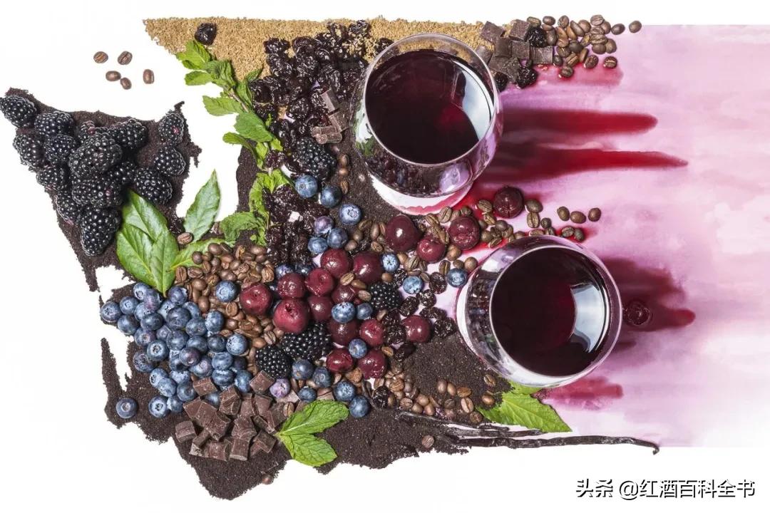 拉菲拉图木桐是一个庄主么,拉菲拉图木桐玛歌奥比昂