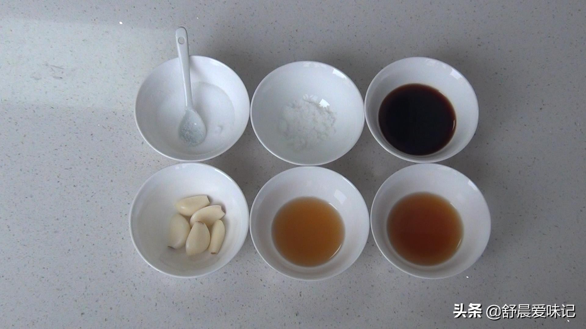 凉拌西兰花的最简单的家常做法,凉拌西兰花最好吃简单的做法