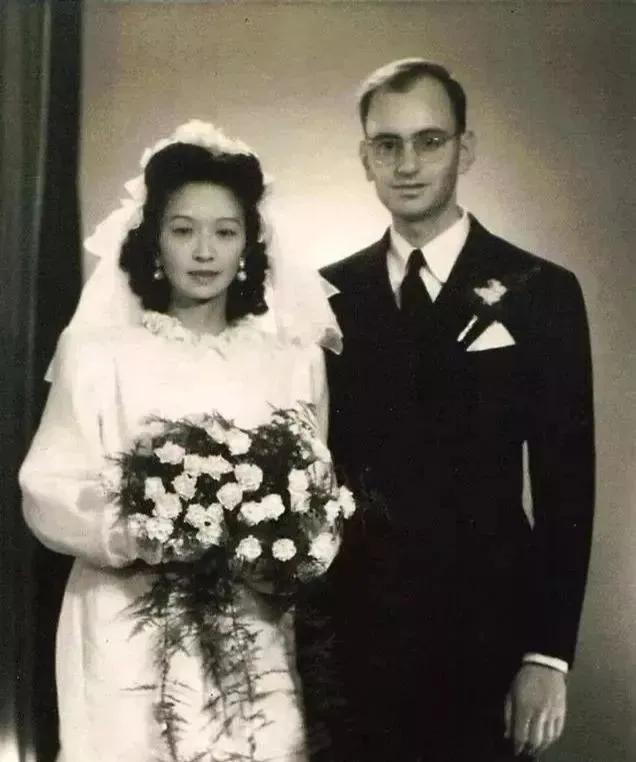 十位称为先生的女性,中国被尊称为先生的十位女性图片