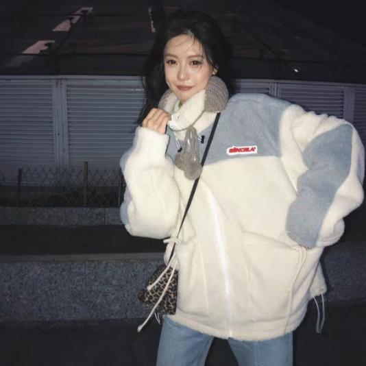 谢楠穿迷彩棉袄的照片,谢楠穿长袖