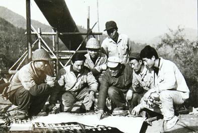 池州一军工厂，规模庞大云集业内尖端人才，如今人去楼空十分荒凉