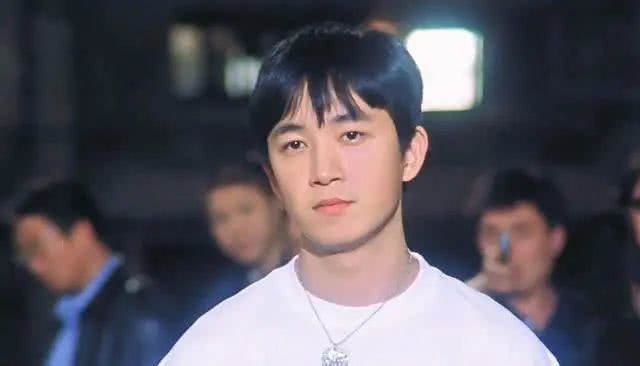 出轨被小三打,潘粤明现在的情史